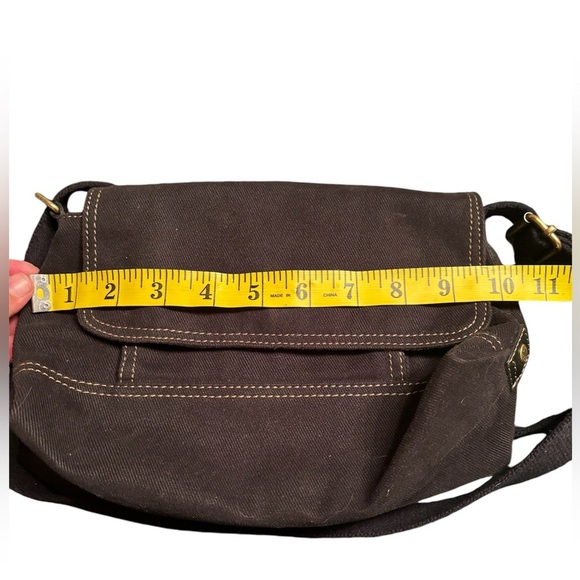 Fossil cloth crossbody purse in black. Like new! Super soft material. - Picture 3 of 8